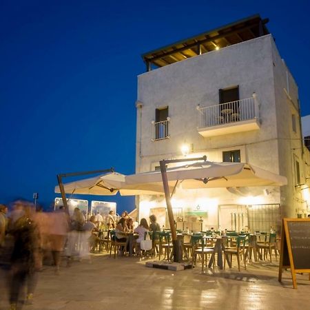 Casa Vacanze Antiche Mura E Poi Monopoli Buitenkant foto