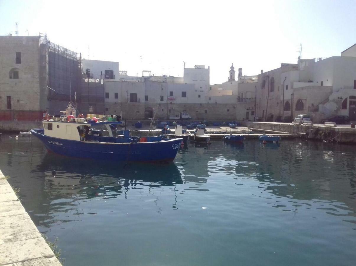 Casa Vacanze Antiche Mura E Poi Monopoli Buitenkant foto