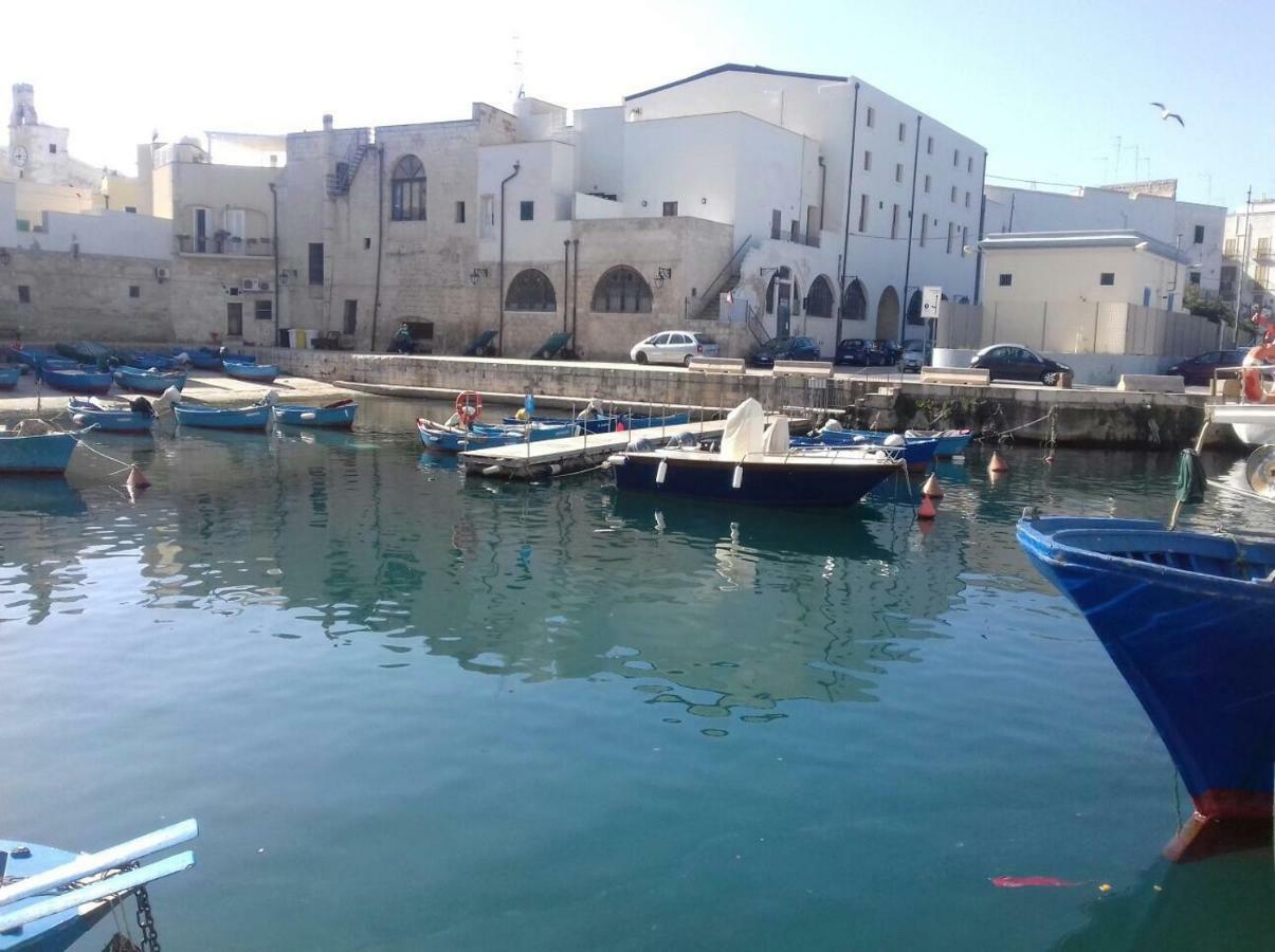 Casa Vacanze Antiche Mura E Poi Monopoli Buitenkant foto