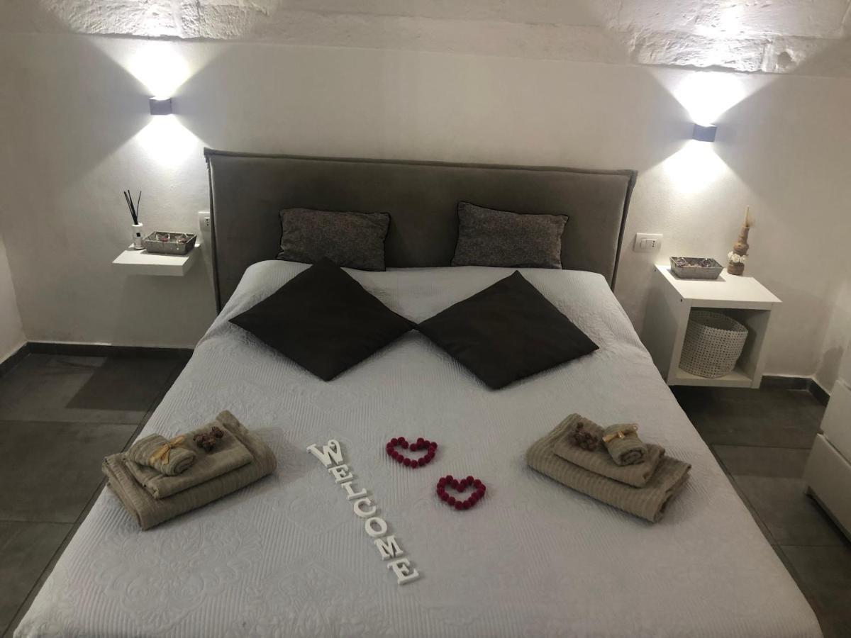 Casa Vacanze Antiche Mura E Poi Monopoli Buitenkant foto